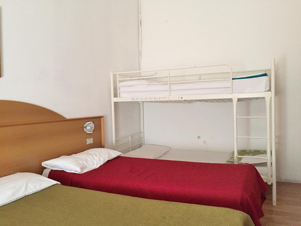 Hotel Ambra Milán Pokoj fotografie